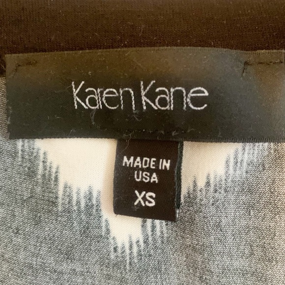 Karen Kane Long Sleeve Blouse Size XS - Picture 3 of 4